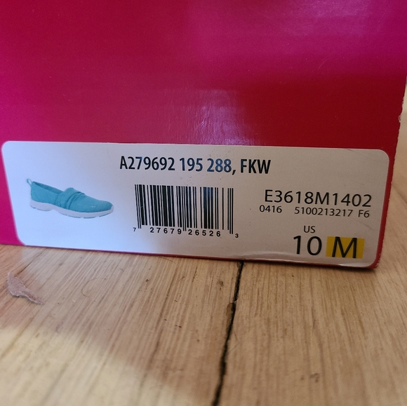 NEW in box Ryka Jamboree turquoise slip on shoes sz 10 - Picture 8 of 8